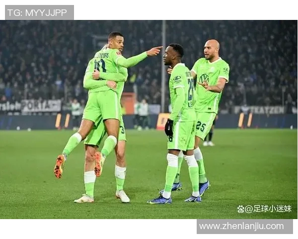 斯图加特新援献助攻,多特蒙德登顶德甲榜首,细节助攻提升进攻效率 斯图加特新援献助攻,多特蒙德登顶德甲榜首,细节助攻提升进攻效率